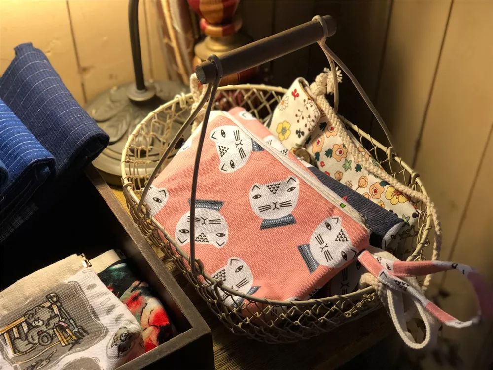 书香之外 探访本城最文艺书店，发现文创产品的意外畅销密码